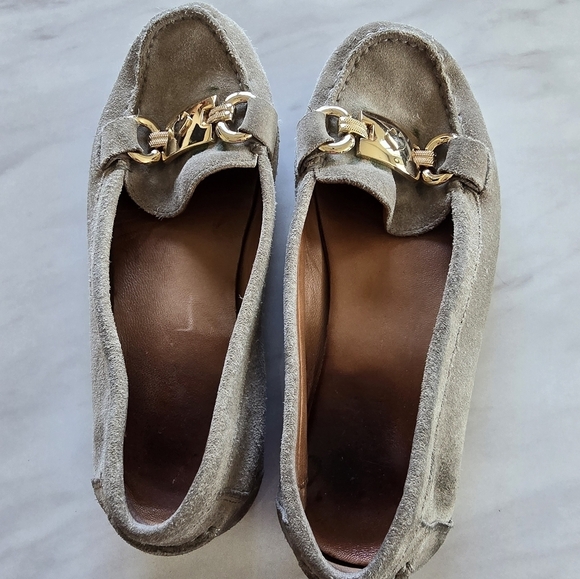 Kate Spade Carson Loafers Women Sz 6M Gray Gold Medallion Flats Comfy - Picture 5 of 13